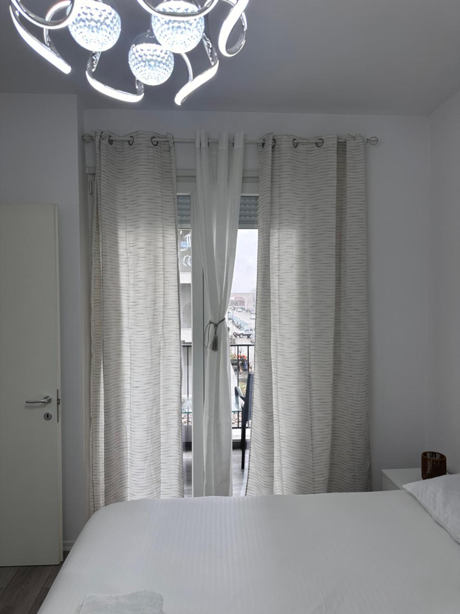 Bratti'S Apartment Near Tirana Center And Mother Teresa Airport Ngoại thất bức ảnh